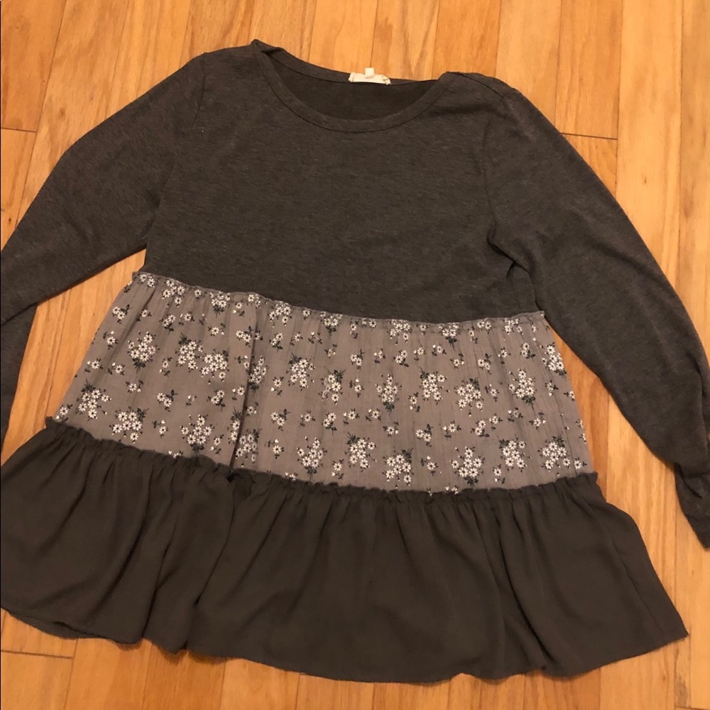 Tunic pet free/smoke free home